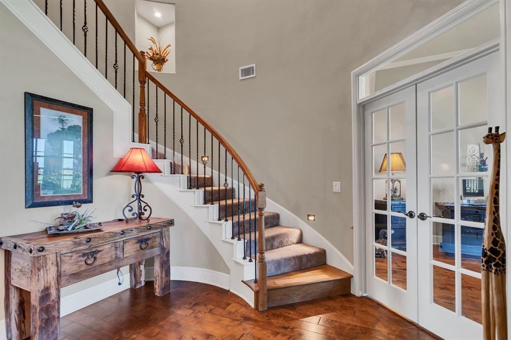 1801 Yucatan Drive