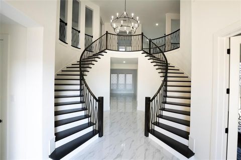 Tiny photo for 10904 Hollydale Road, Frisco, TX 75035 (MLS # 21195022)