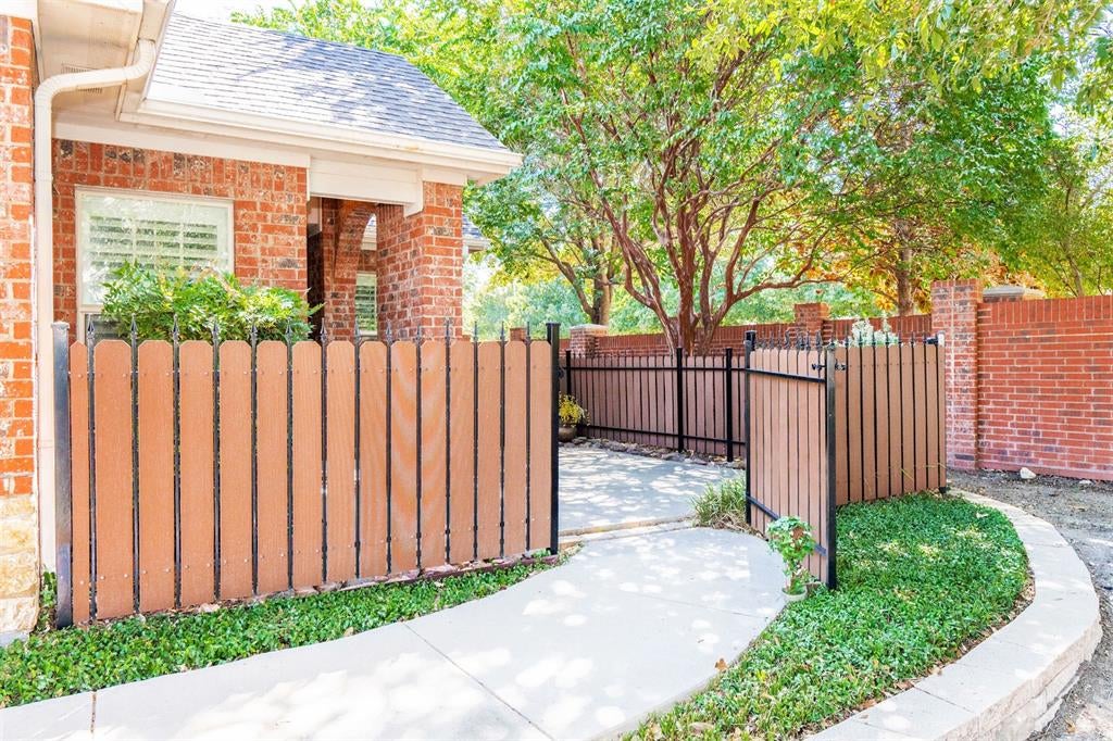 3241 Rosemeade Drive 2010
