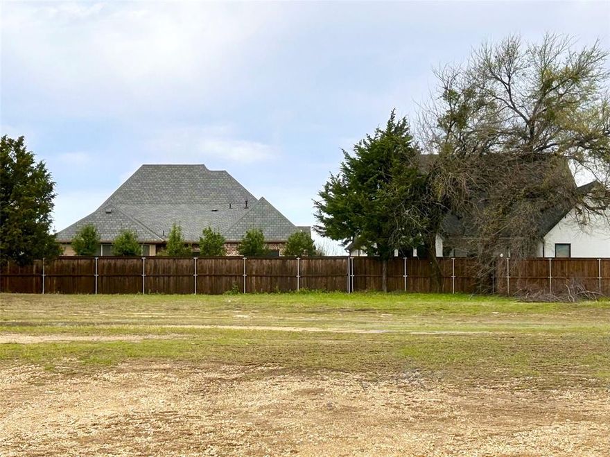 Beautiful half acre lot available on which to build your new custom-built dream home with Olson Custom Homes. Located in the exclusive gated community of The Reserves of Somercrest. Within the city of Midlothian and Midlothian school district.
