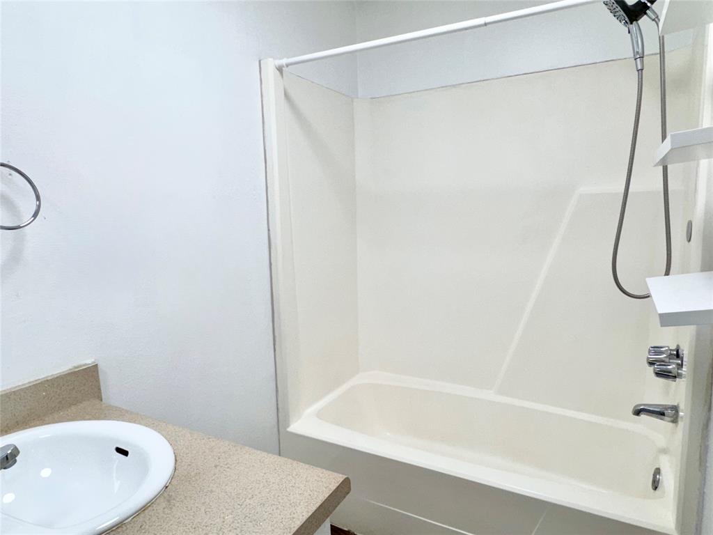 Summercrest - Residential Lease