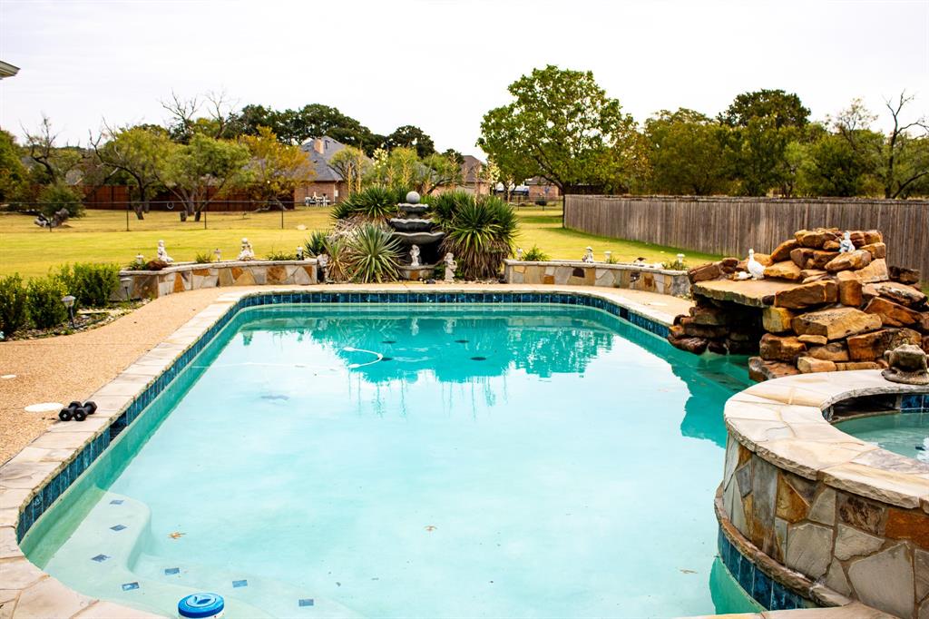 3416 Doris Walker Trail