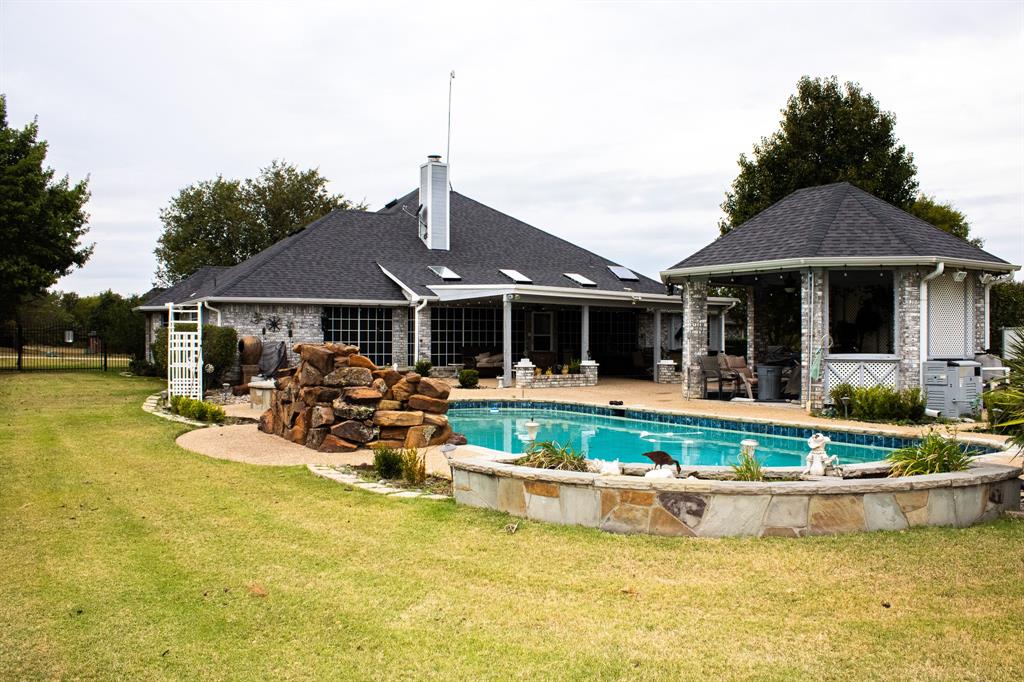 3416 Doris Walker Trail