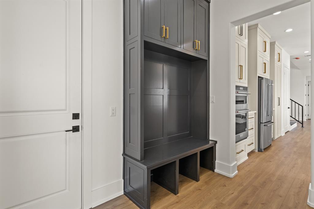 The Peninsula's - Residential