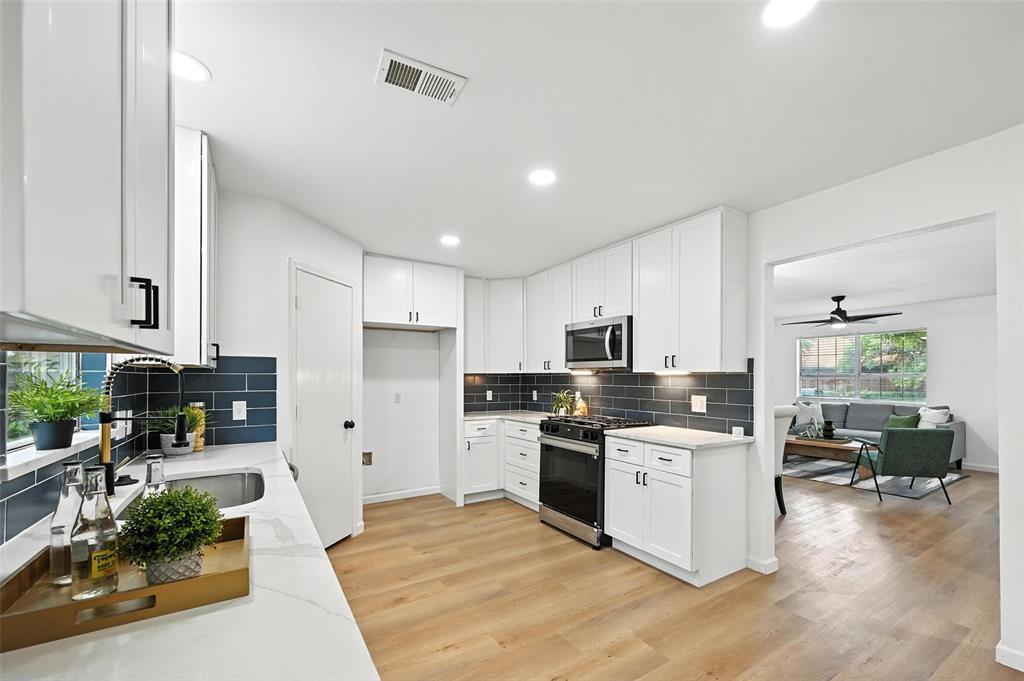 Everglade Pk #9 - Residential