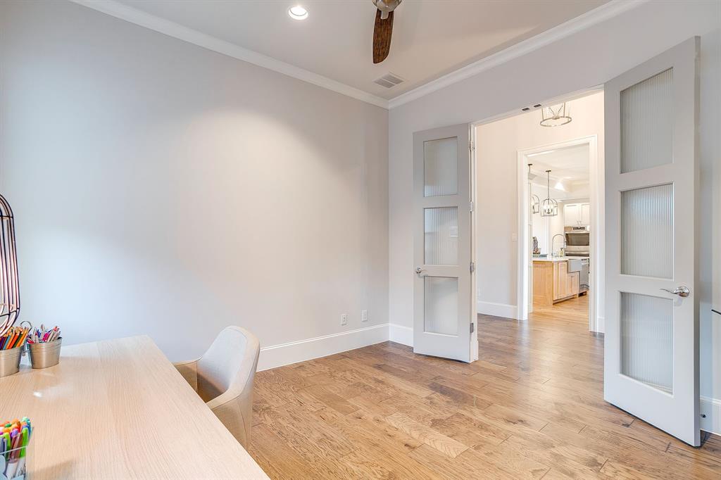 Fresh Meadows Estates - Residential