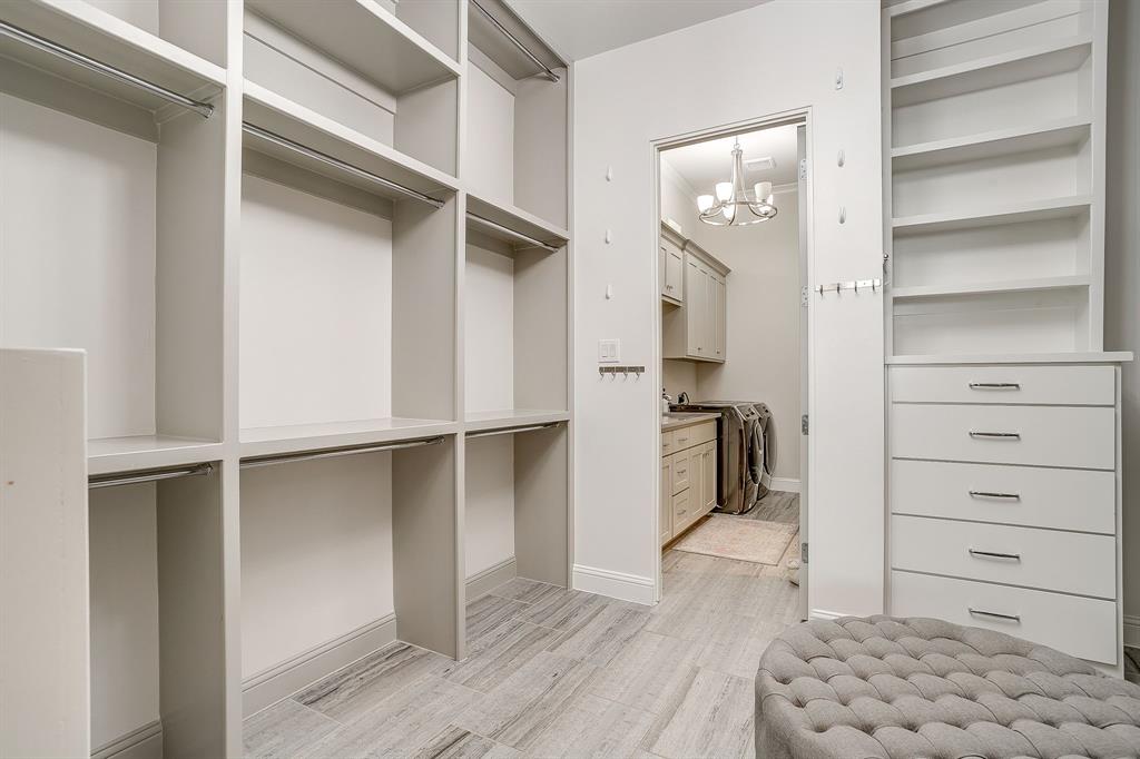 Fresh Meadows Estates - Residential