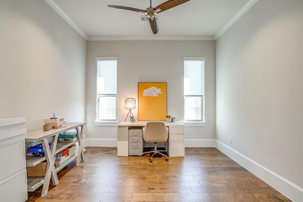 Fresh Meadows Estates - Residential