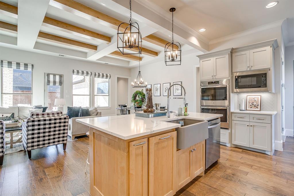 Fresh Meadows Estates - Residential