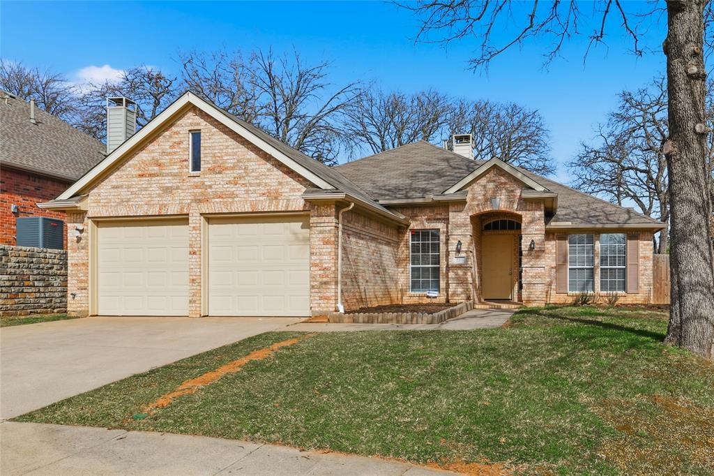 2211 Knob Hill Drive