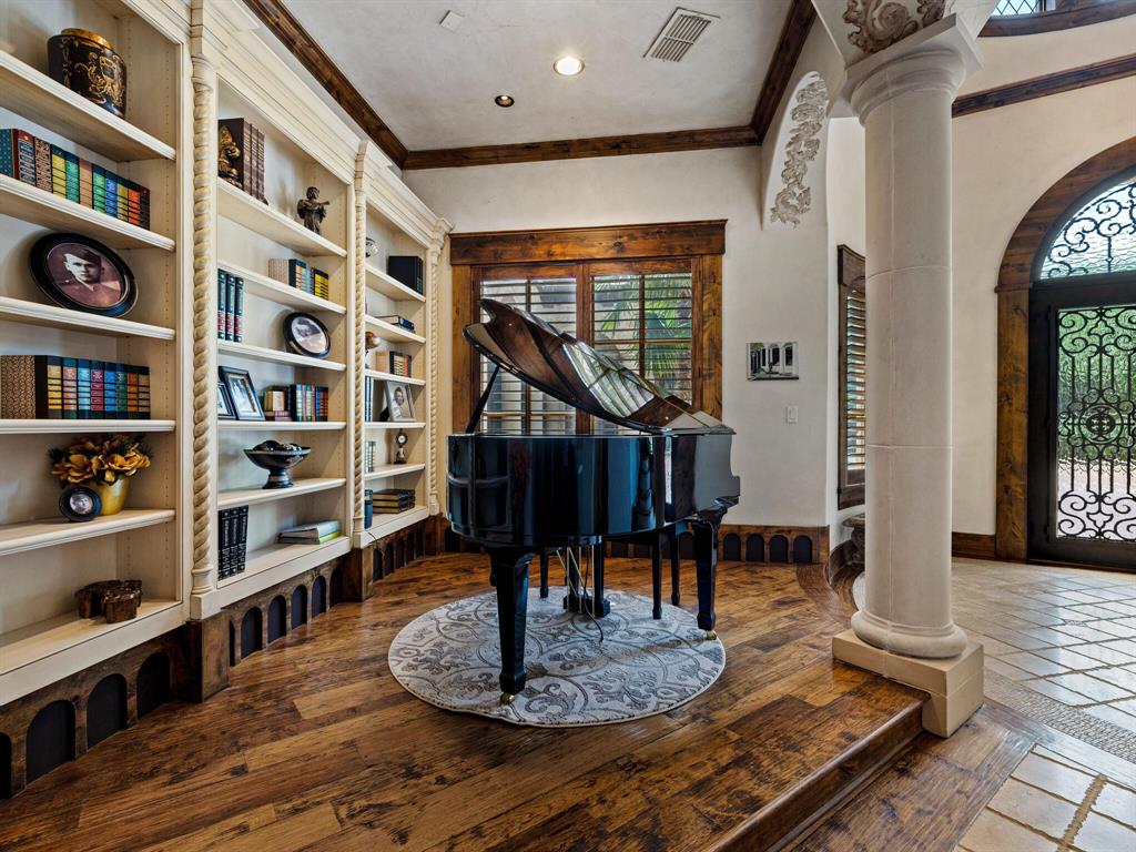 2115 Paradise Ranch Trail