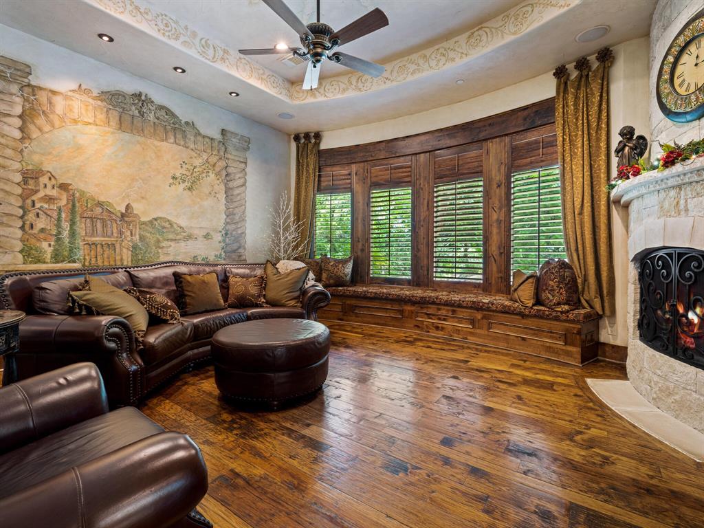 Paradise Ranch - Residential