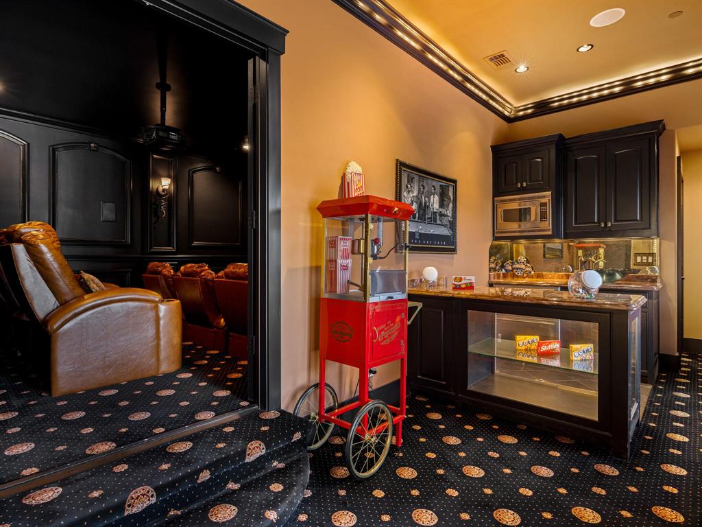 Paradise Ranch - Residential