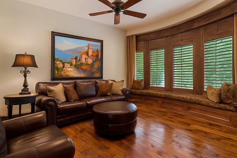 Paradise Ranch - Residential