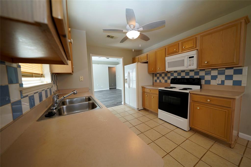 Estates Of Quail Ridge - Residential Lease