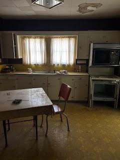 Mount Auburn - Residential