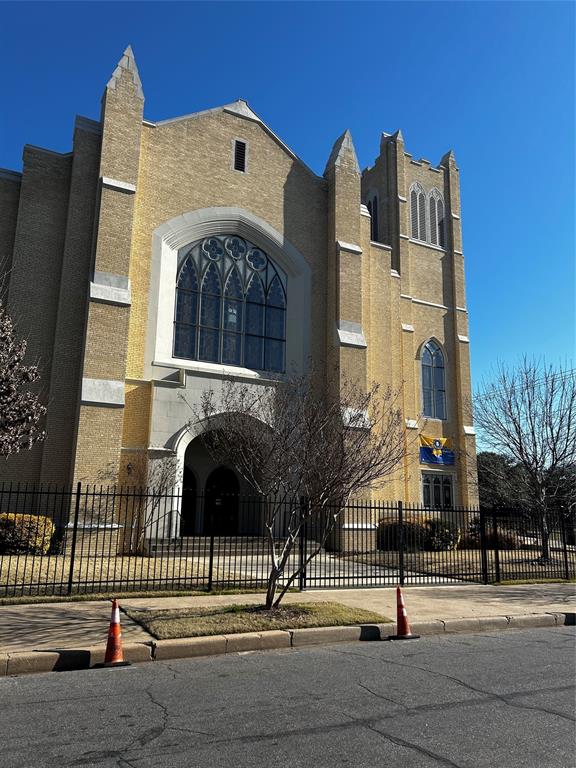 Mount Auburn - Residential