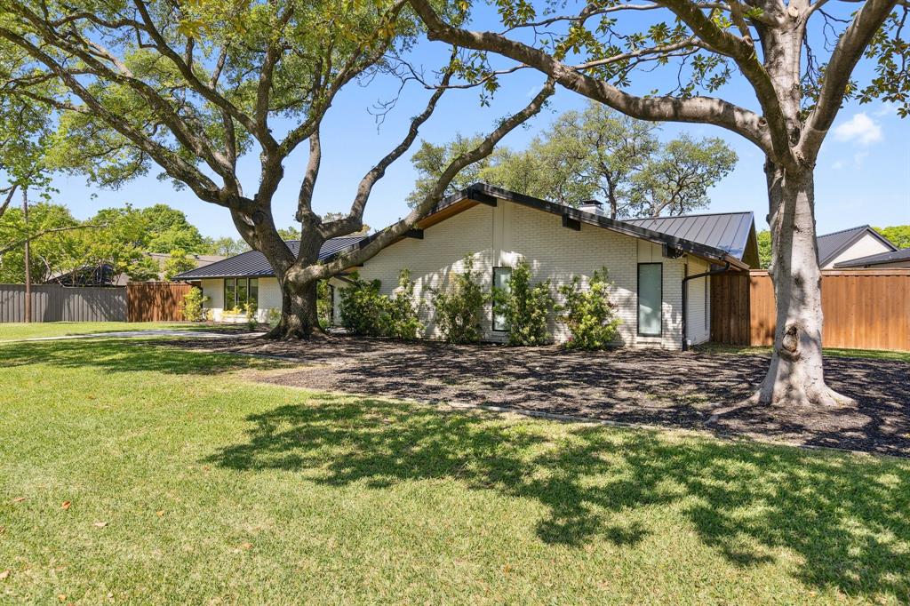 Les Jardins - Residential