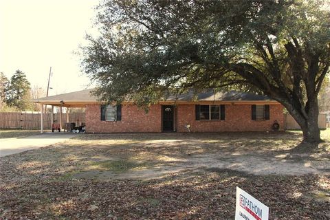 Single Family Residence in Quitman TX 806 Lance Rd.jpg