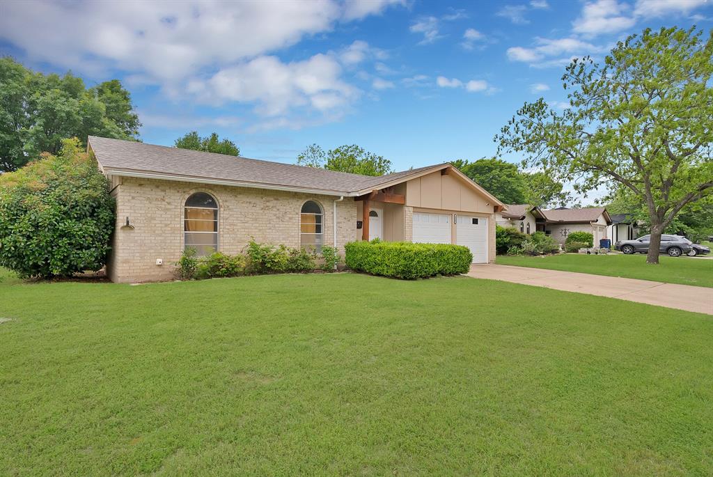 Crestmoor Park West - Residential