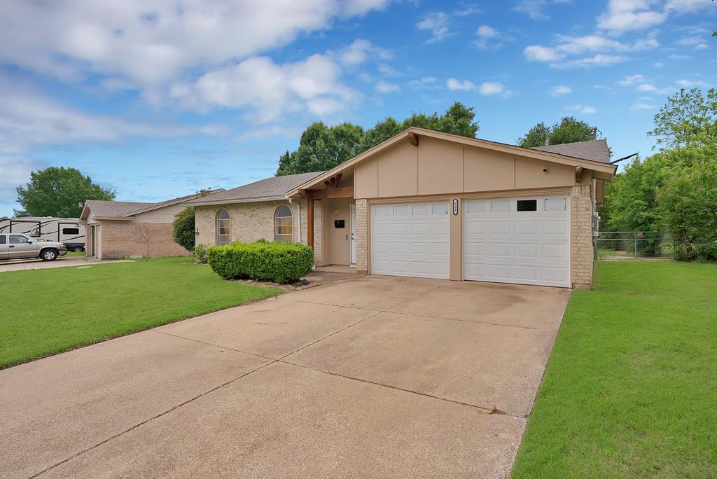 Crestmoor Park West - Residential