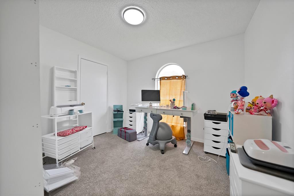 Crestmoor Park West - Residential