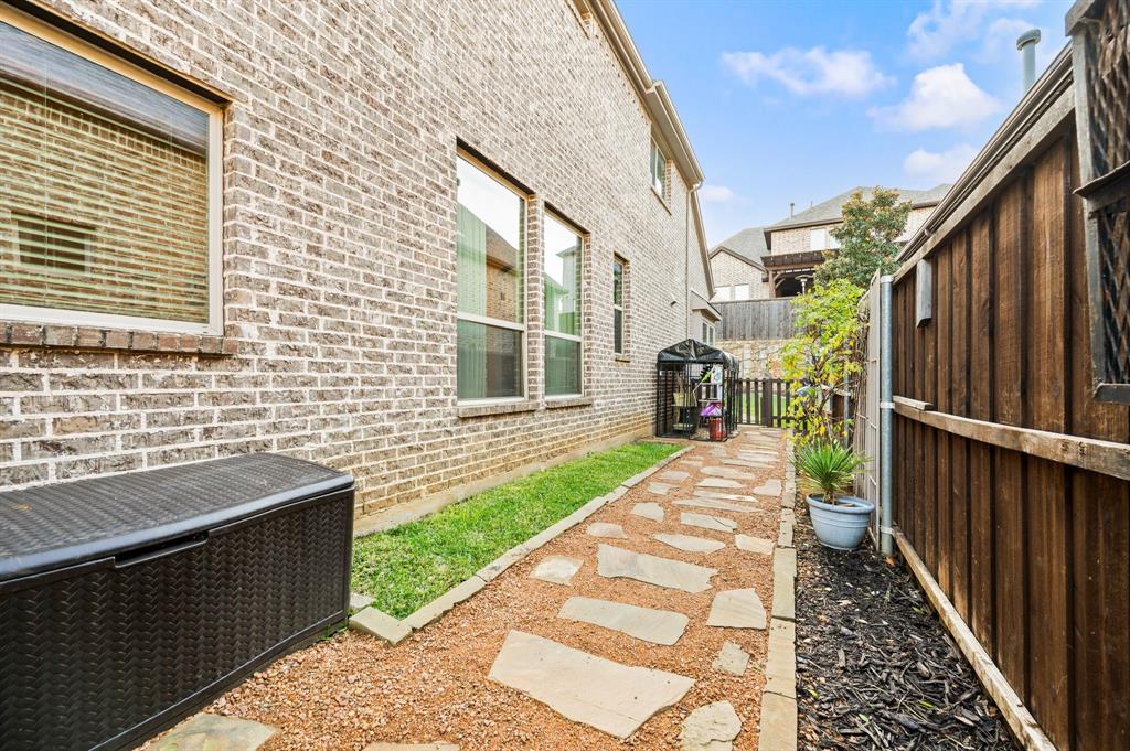 Lake Pointe - Residential