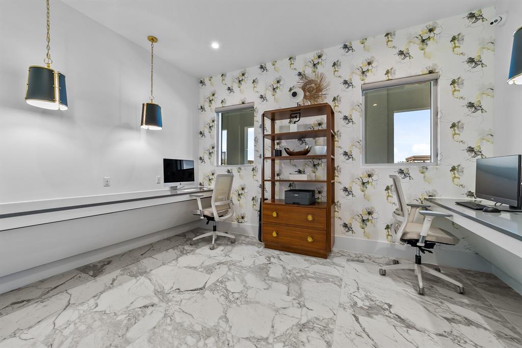 Luxe McKinney - Residential Lease