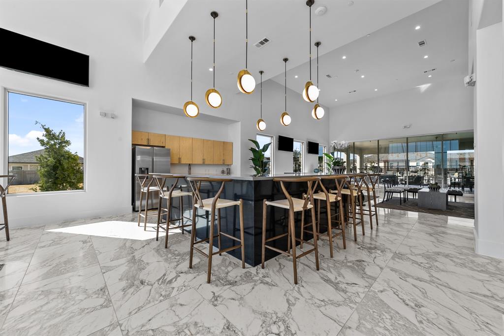 Luxe McKinney - Residential Lease