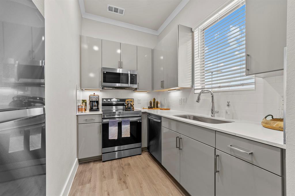 Luxe McKinney - Residential Lease