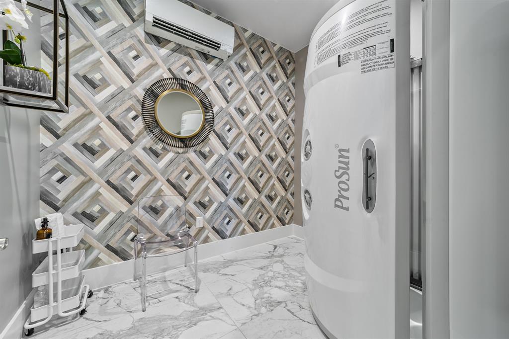 Luxe McKinney - Residential Lease