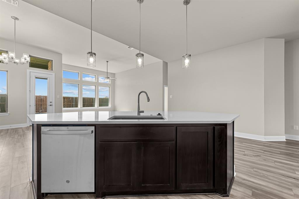 Creekshaw - Residential