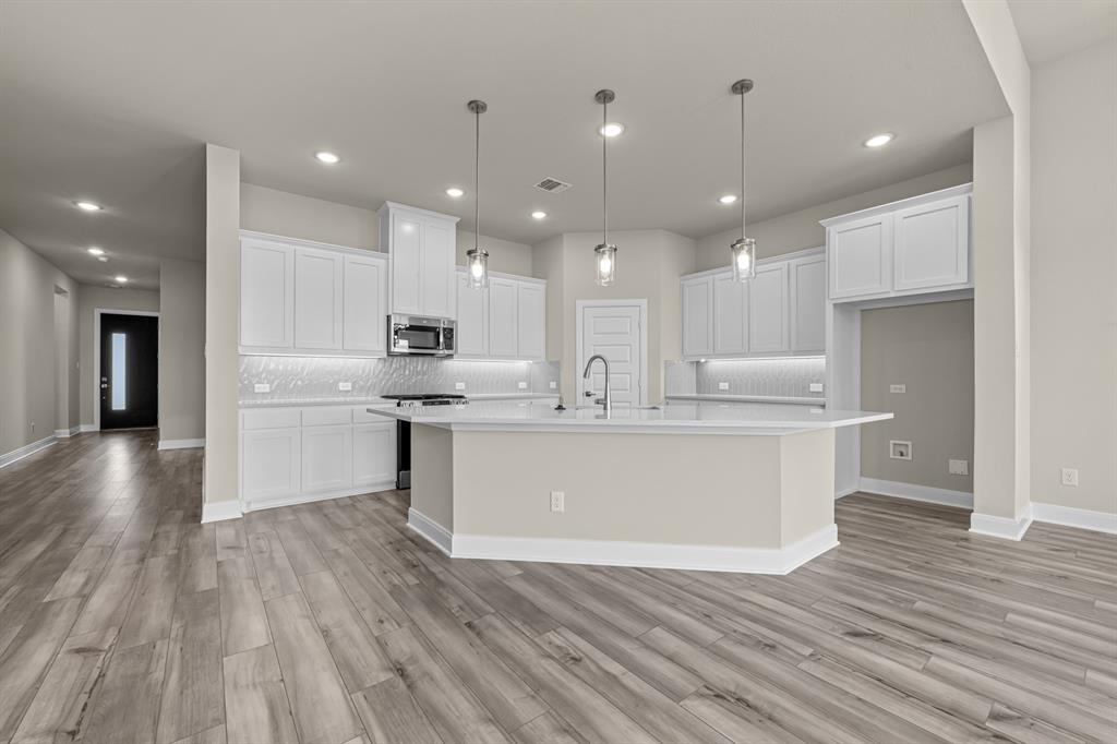 Creekshaw - Residential