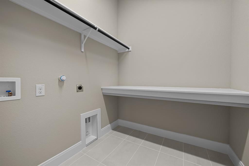 Creekshaw - Residential