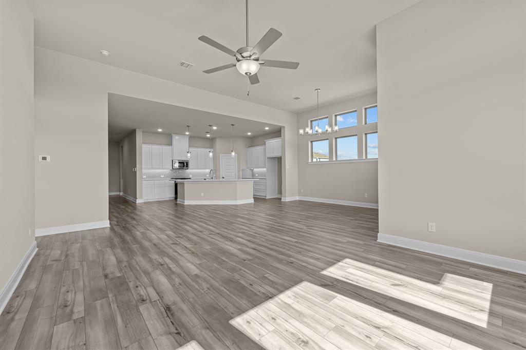 Creekshaw - Residential