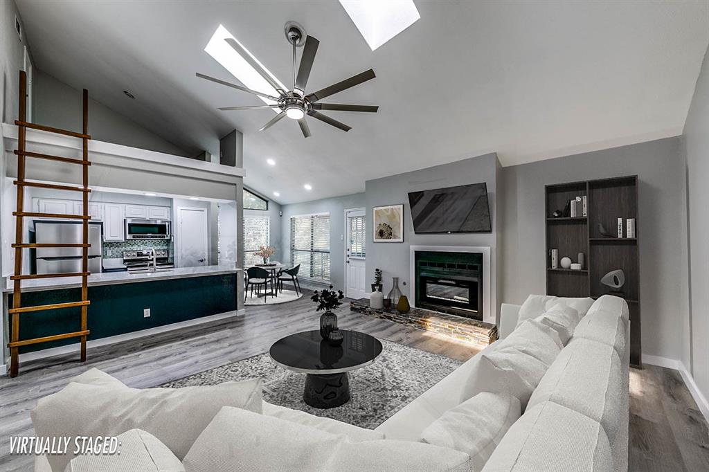 Holly Glen Condo - Residential