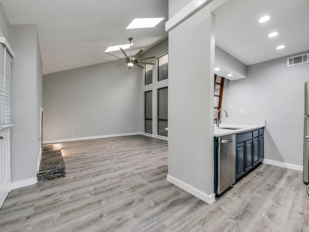 Holly Glen Condo - Residential