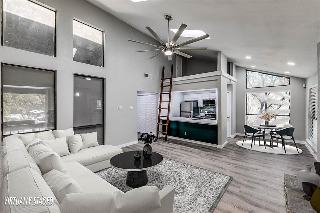 Holly Glen Condo - Residential