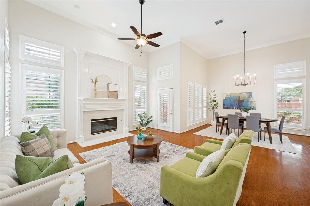 306 Heatherwood Drive