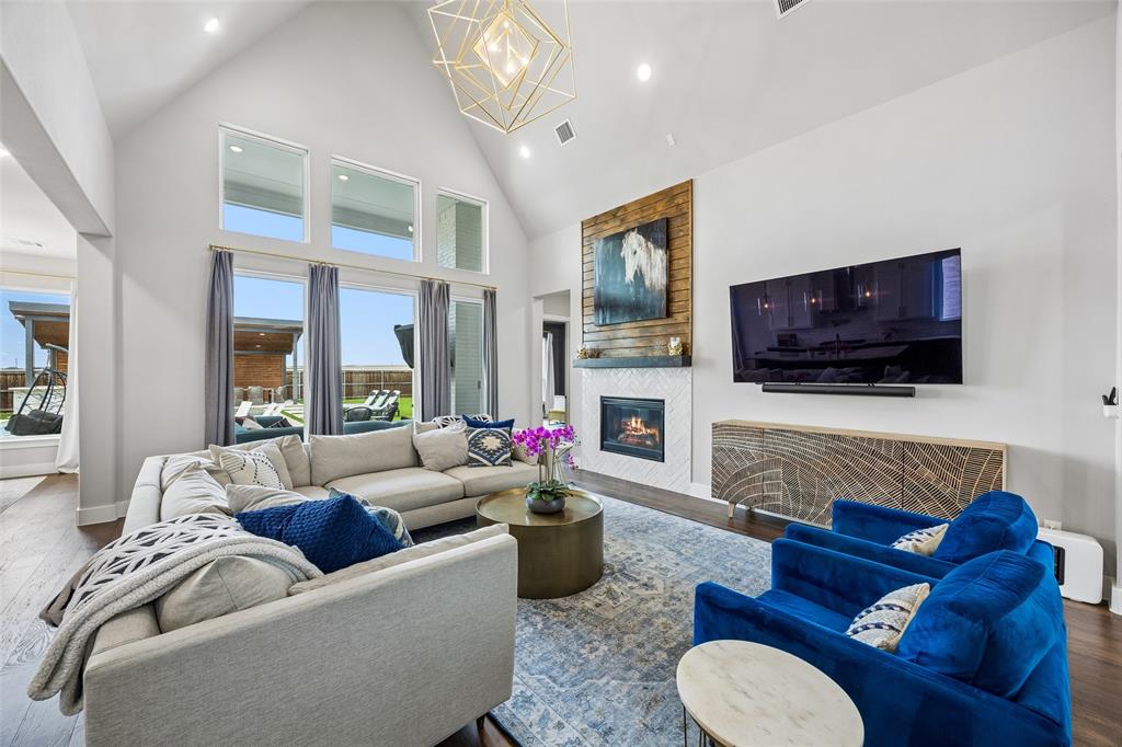 1844 Ellington Drive
