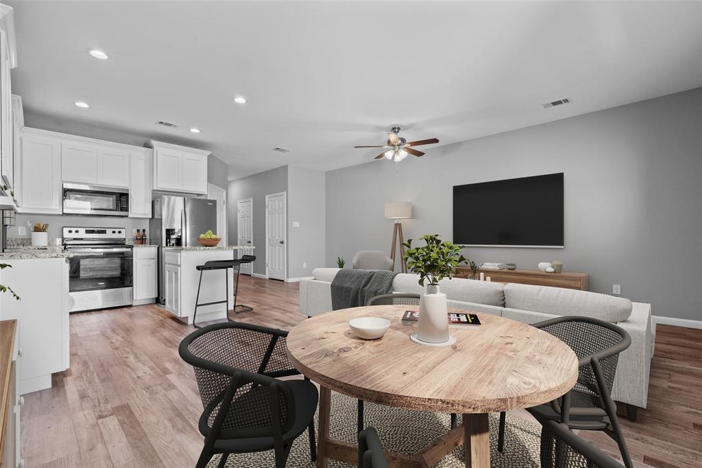 Day 2 Day Bus Park Ph 2 - Residential Lease