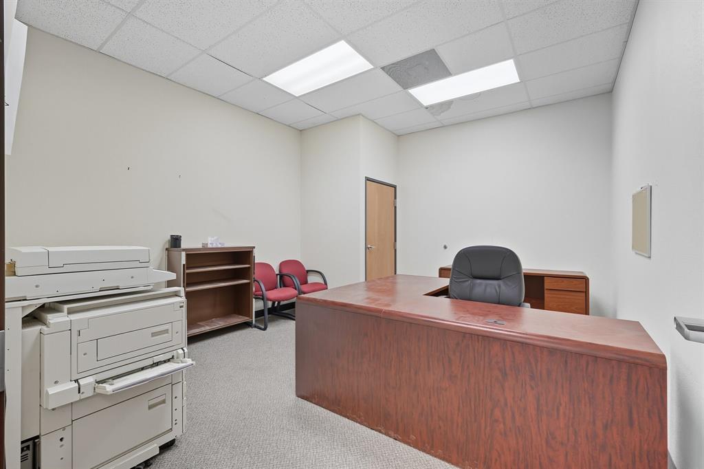 Murdock-Burns Sub - Commercial Sale