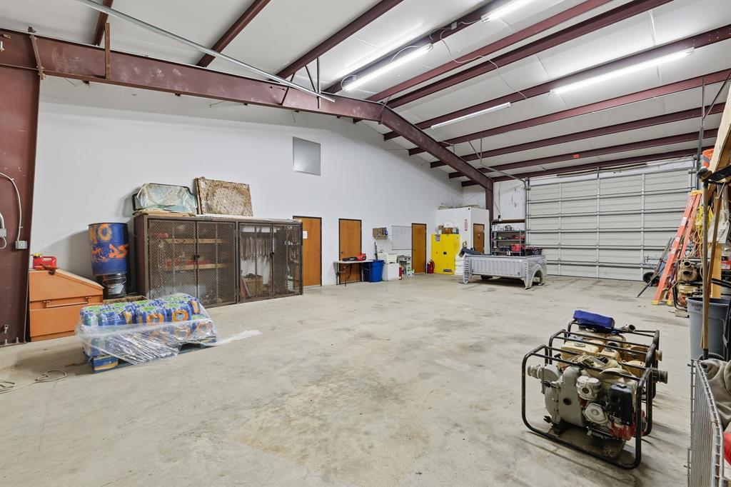 Murdock-Burns Sub - Commercial Sale