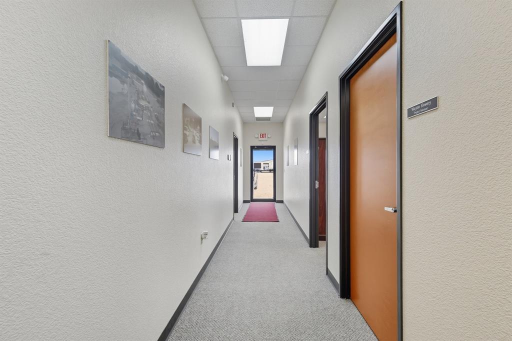 Murdock-Burns Sub - Commercial Sale