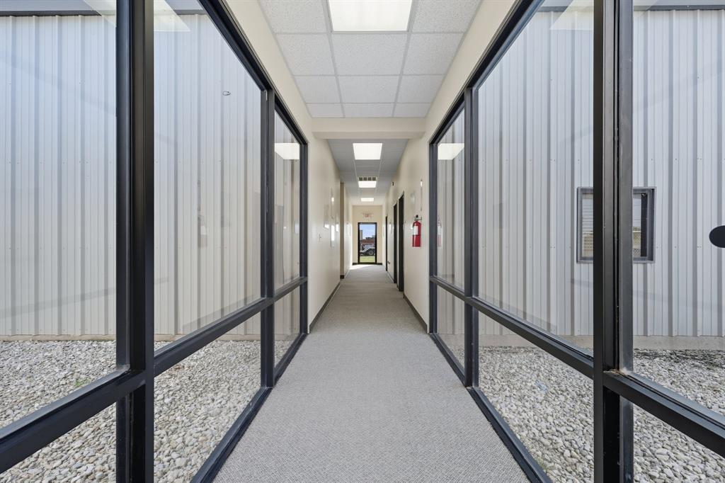 Murdock-Burns Sub - Commercial Sale