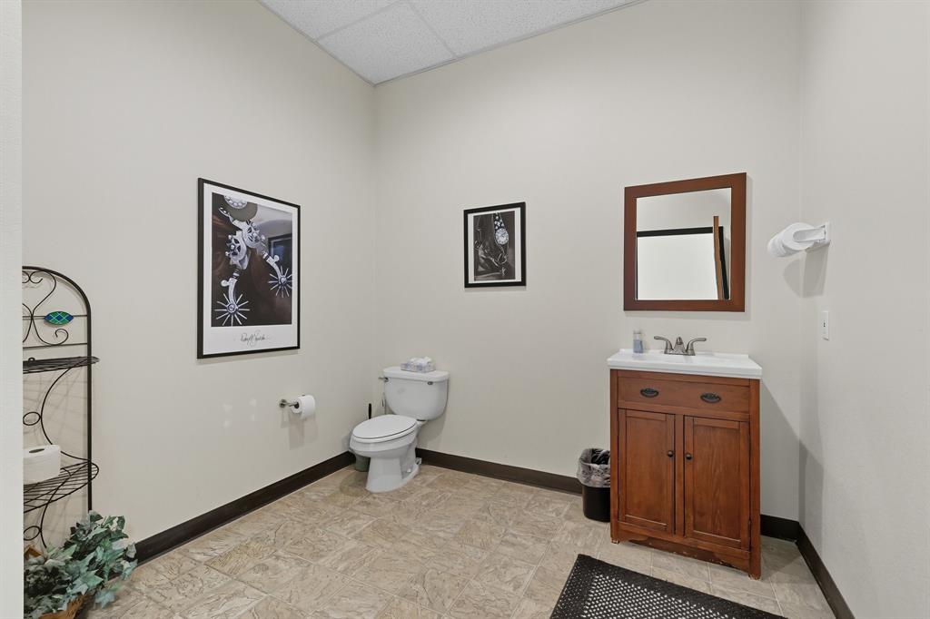 Murdock-Burns Sub - Commercial Sale