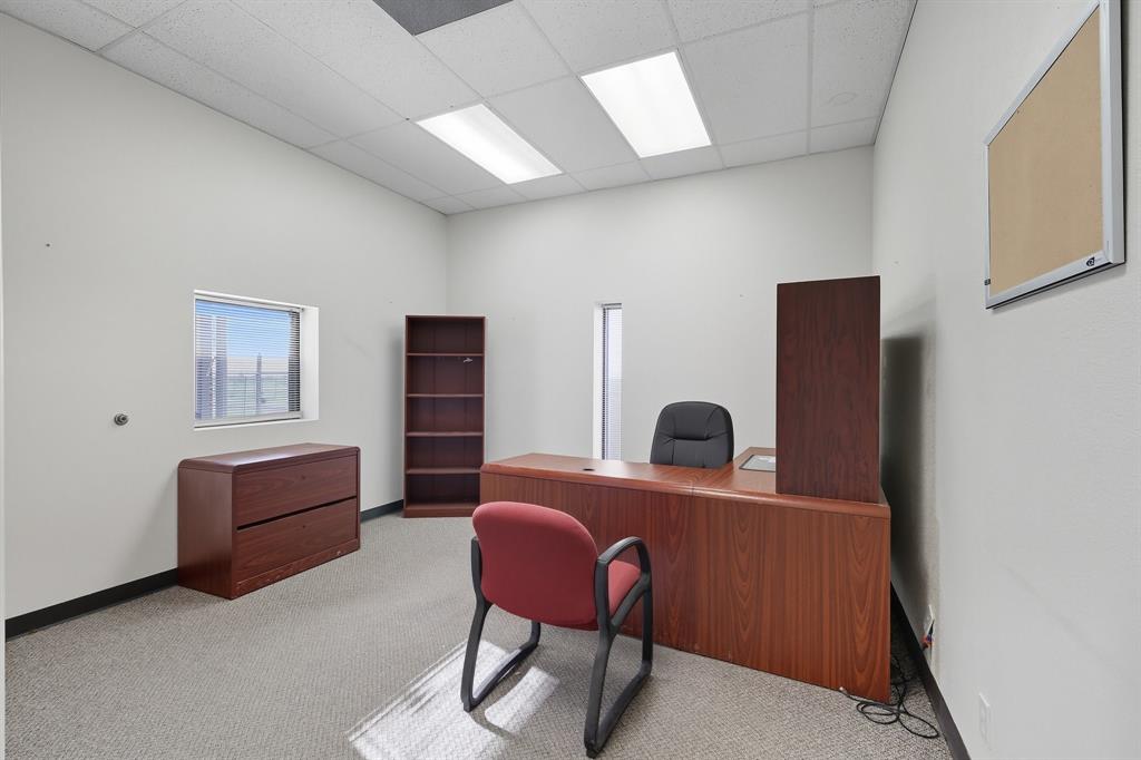 Murdock-Burns Sub - Commercial Sale