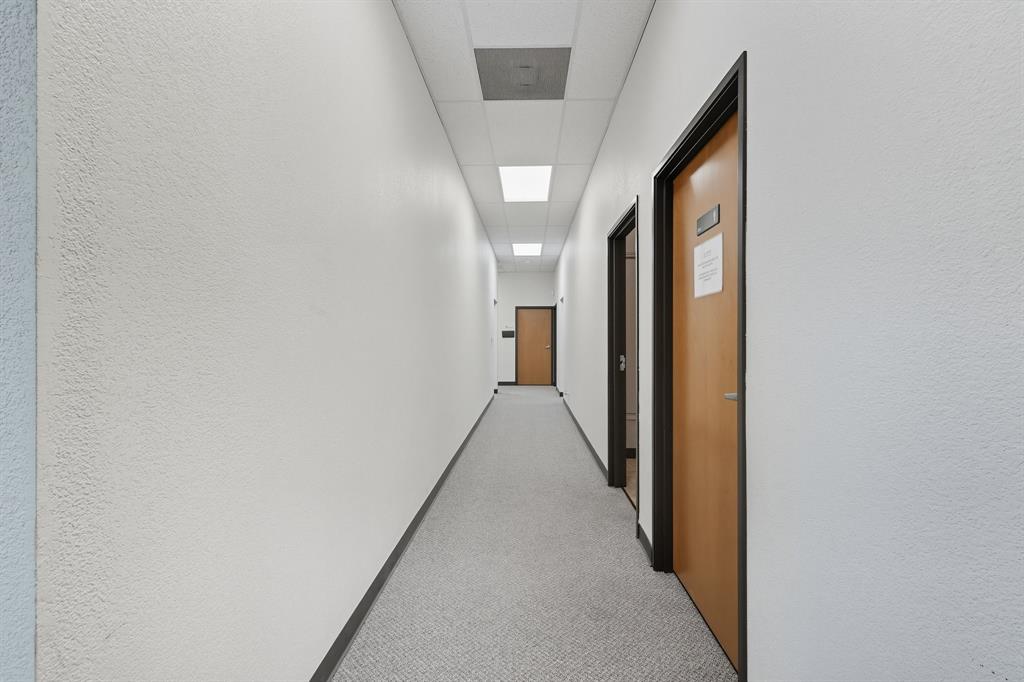 Murdock-Burns Sub - Commercial Sale