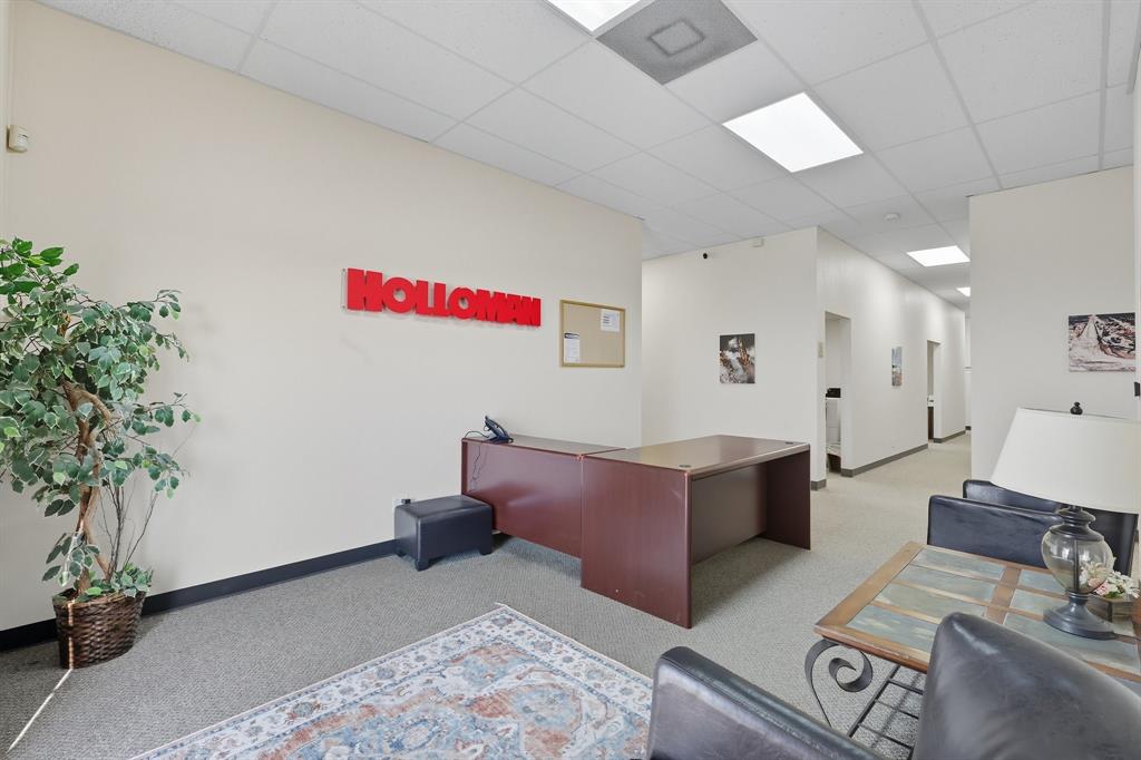 Murdock-Burns Sub - Commercial Sale