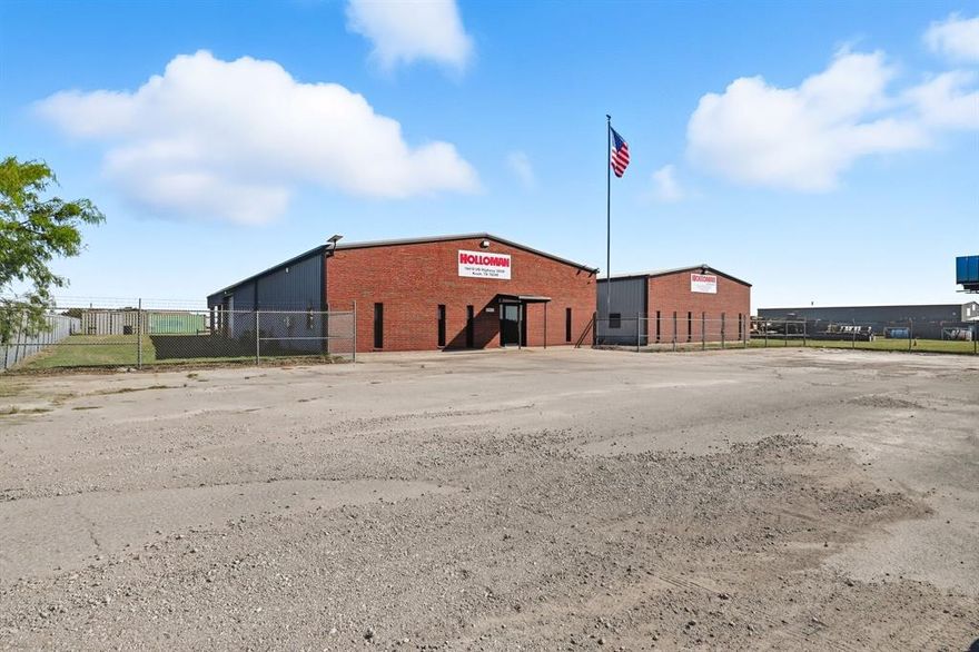 4 acres of PRIME location on Hwy 380 in Krum, TX.  6300 sqft of office space with attached shop and 2000 sqft carport.  Completely fenced yard with electric security gate.  Easy access to BOTH east and west hwy 380 with a crossover directly in front of entrance. Any size truck can easily access the property. Come see it today, do not miss out on this one.